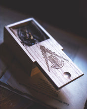 Load image into Gallery viewer, Wooden Keepsake Jewelry Box
